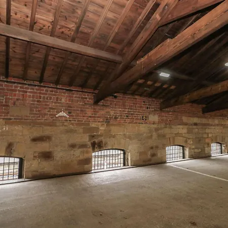 度假居 Premier, Transit & Lady Hilda Engine Shed