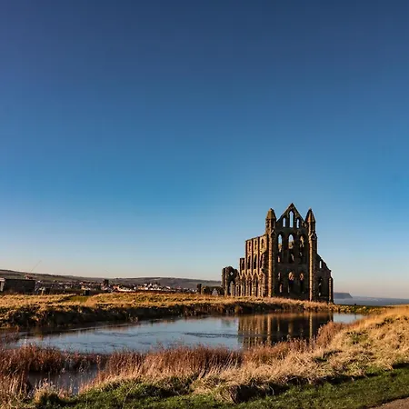 度假居 Premier, Transit & Lady Hilda Engine Shed 惠特比