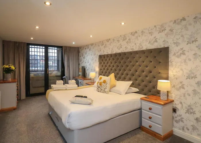 Premier, Transit & Lady Hilda Engine Shed 度假居 惠特比